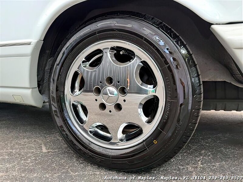 1991 Mercedes-Benz 560 SEC   - Photo 12 - Naples, FL 34104