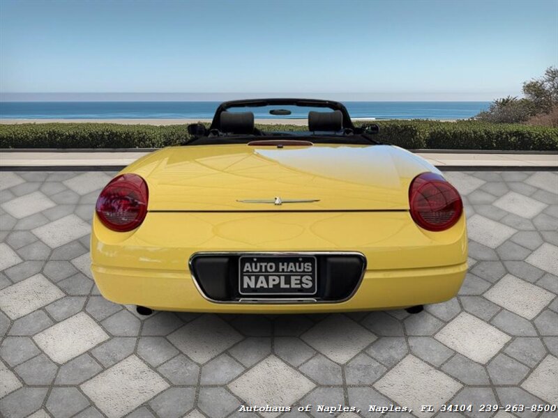 2002 Ford Thunderbird Deluxe   - Photo 7 - Naples, FL 34104