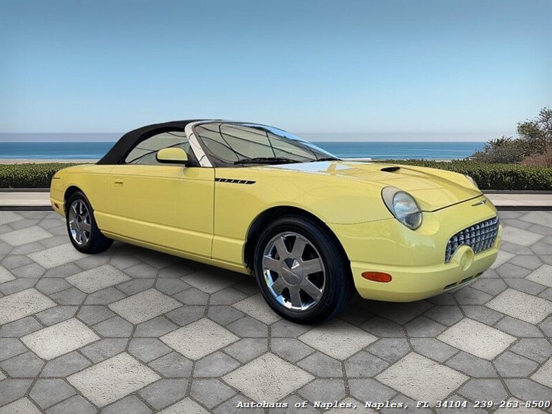 2002 Ford Thunderbird Deluxe   - Photo 10 - Naples, FL 34104