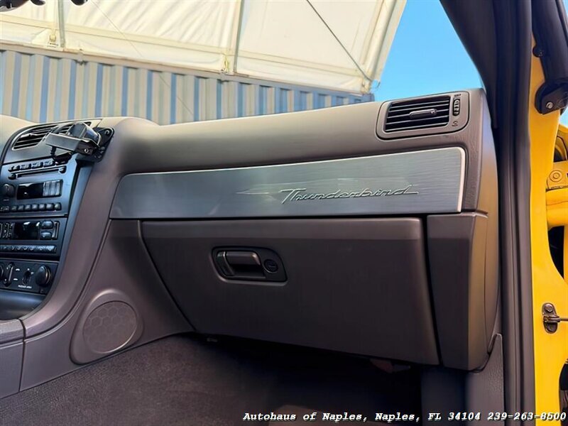 2002 Ford Thunderbird Deluxe   - Photo 35 - Naples, FL 34104