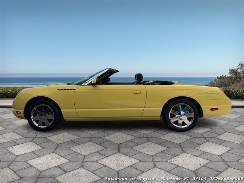 2002 Ford Thunderbird Deluxe   - Photo 5 - Naples, FL 34104