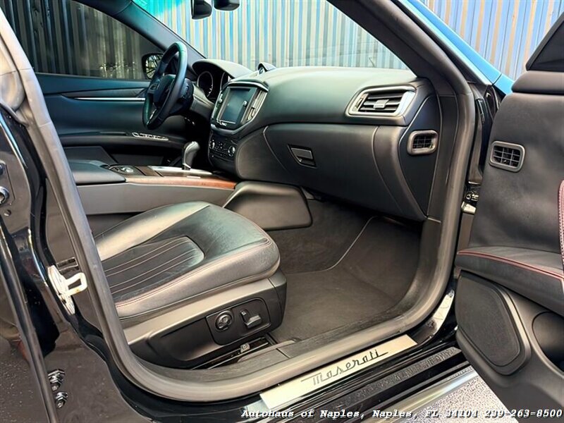 2016 Maserati Ghibli S - Photo 22 - Naples, FL 34104