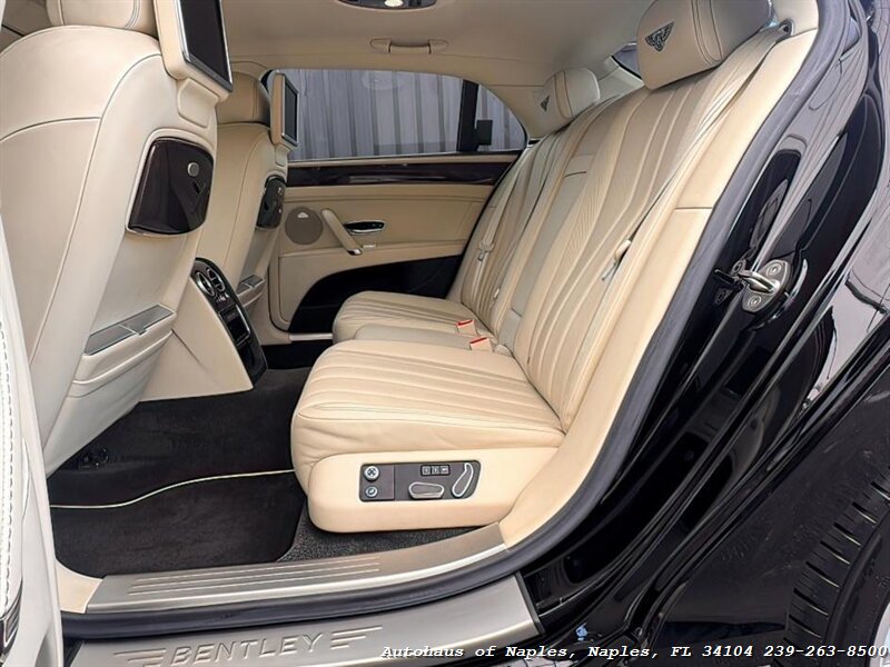 2015 Bentley Flying Spur V8   - Photo 26 - Naples, FL 34104
