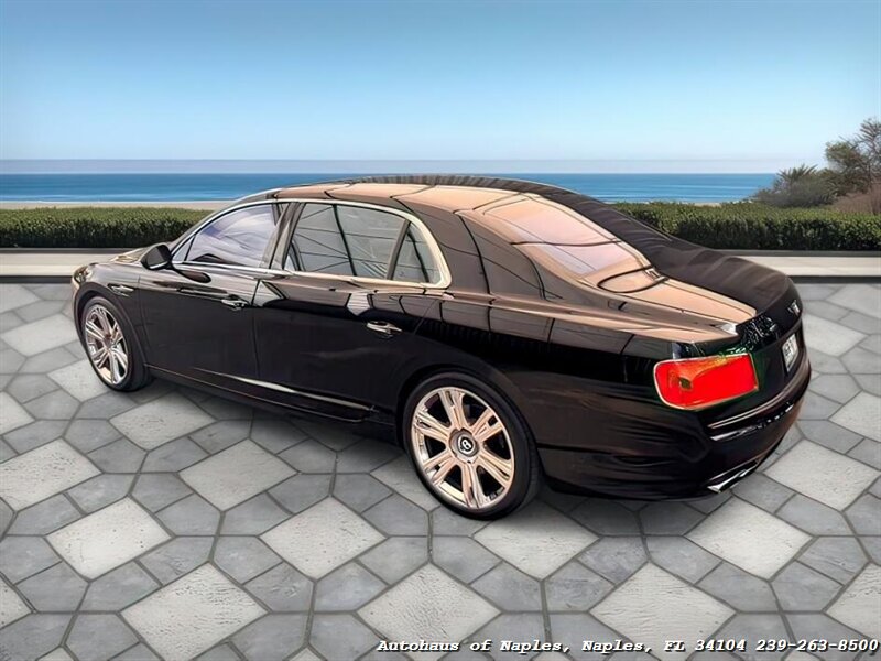 2015 Bentley Flying Spur V8   - Photo 38 - Naples, FL 34104