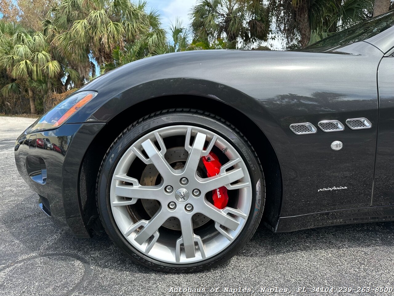 2014 Maserati GranTurismo   - Photo 8 - Naples, FL 34104