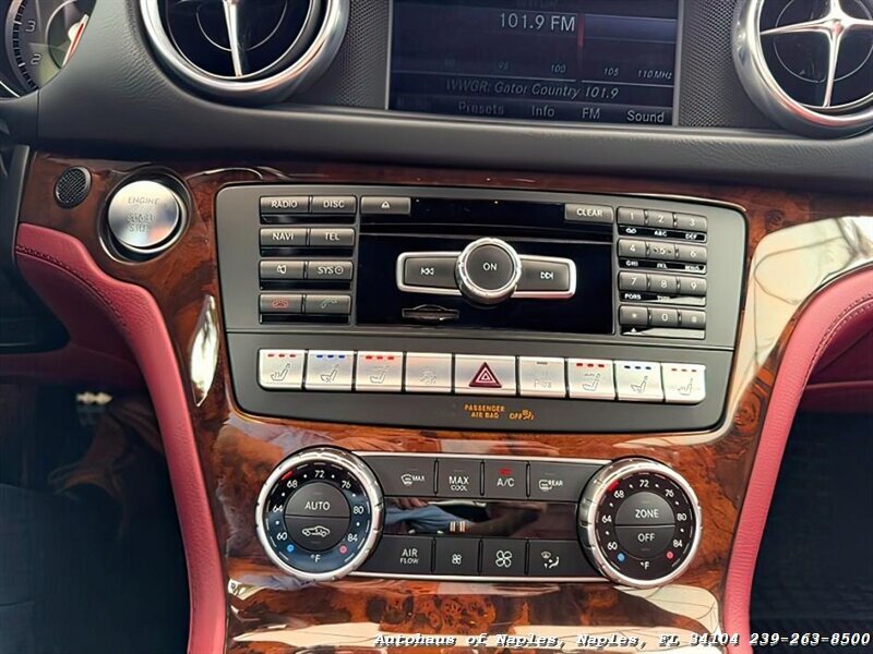 2016 Mercedes-Benz SL 550 - Photo 24 - Naples, FL 34104