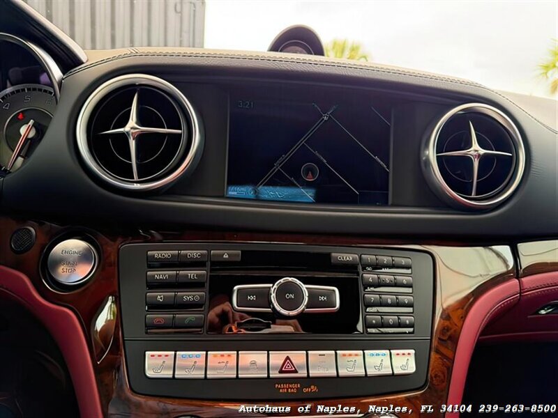 2016 Mercedes-Benz SL 550 - Photo 25 - Naples, FL 34104