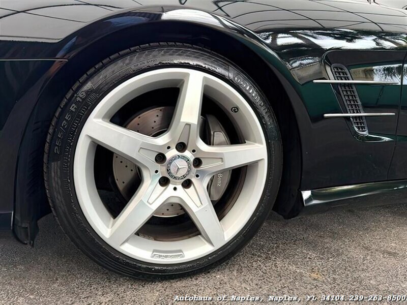 2016 Mercedes-Benz SL 550 - Photo 13 - Naples, FL 34104
