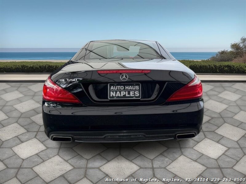 2016 Mercedes-Benz SL 550 - Photo 7 - Naples, FL 34104