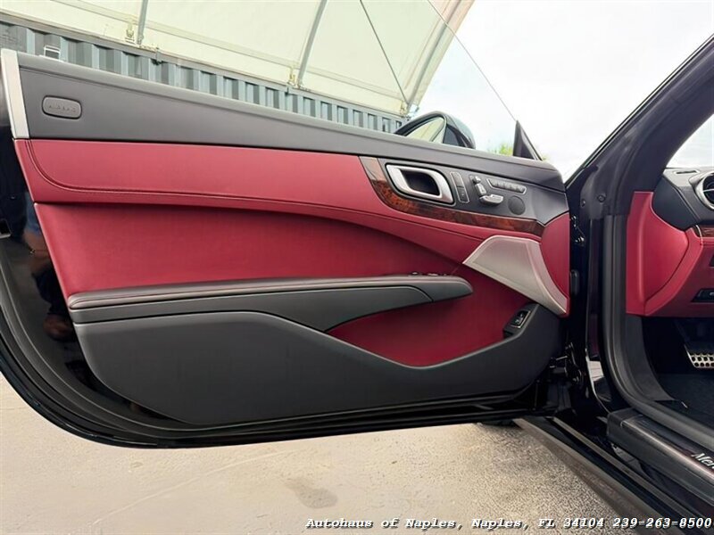 2016 Mercedes-Benz SL 550 - Photo 17 - Naples, FL 34104