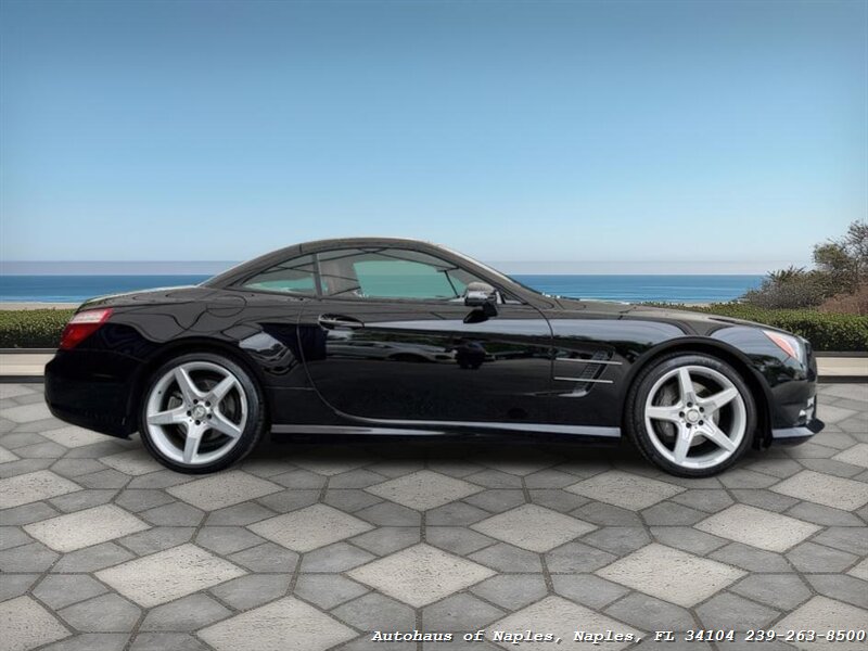 2016 Mercedes-Benz SL 550 - Photo 9 - Naples, FL 34104
