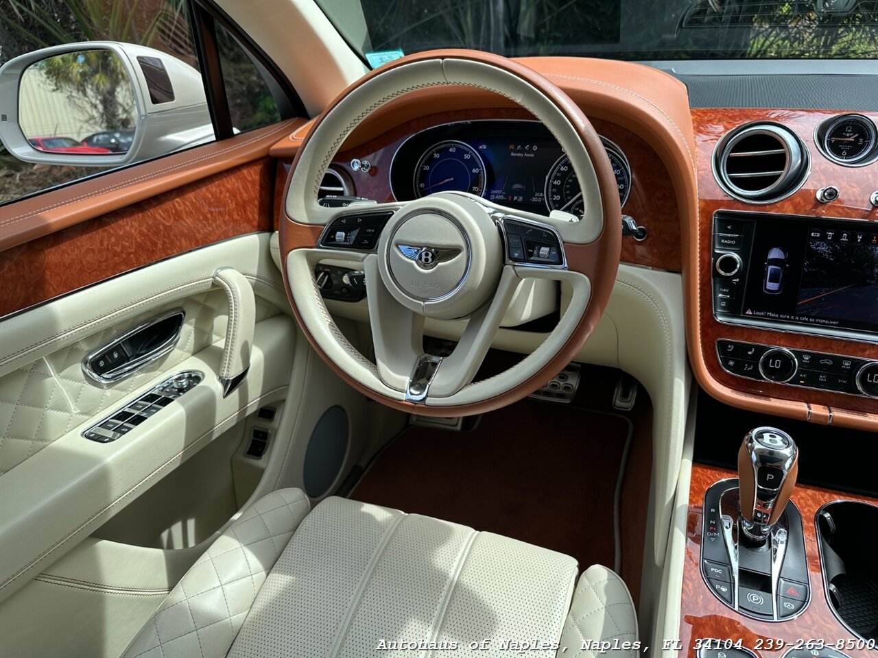 2018 Bentley Bentayga Onyx Edition   - Photo 40 - Naples, FL 34104