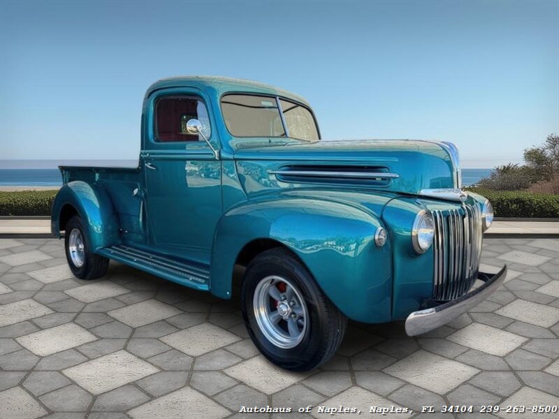 1947 Ford F100   - Photo 1 - Naples, FL 34104