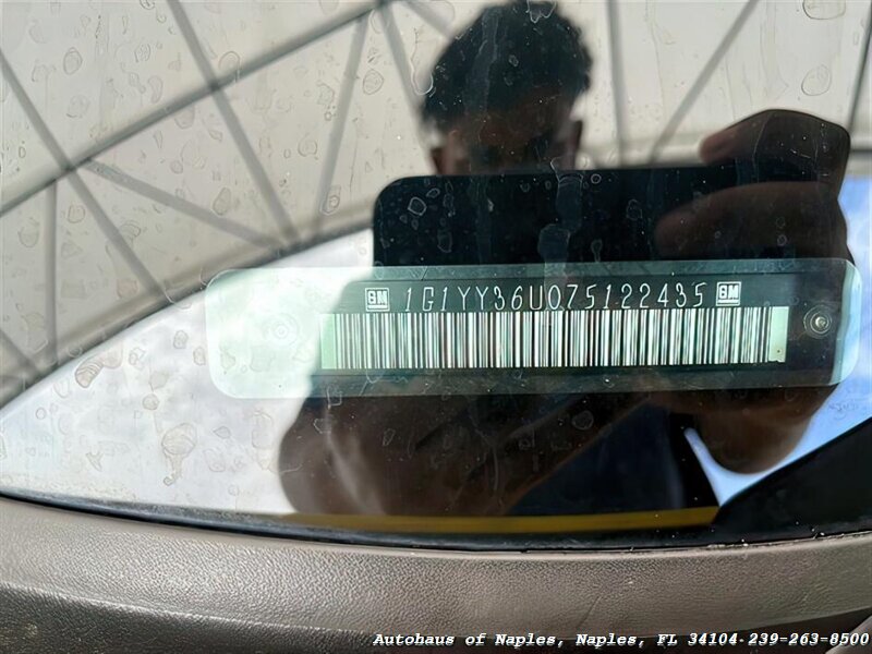 2007 Chevrolet Corvette   - Photo 5 - Naples, FL 34104