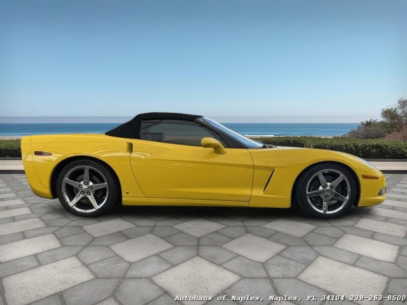 2007 Chevrolet Corvette   - Photo 10 - Naples, FL 34104
