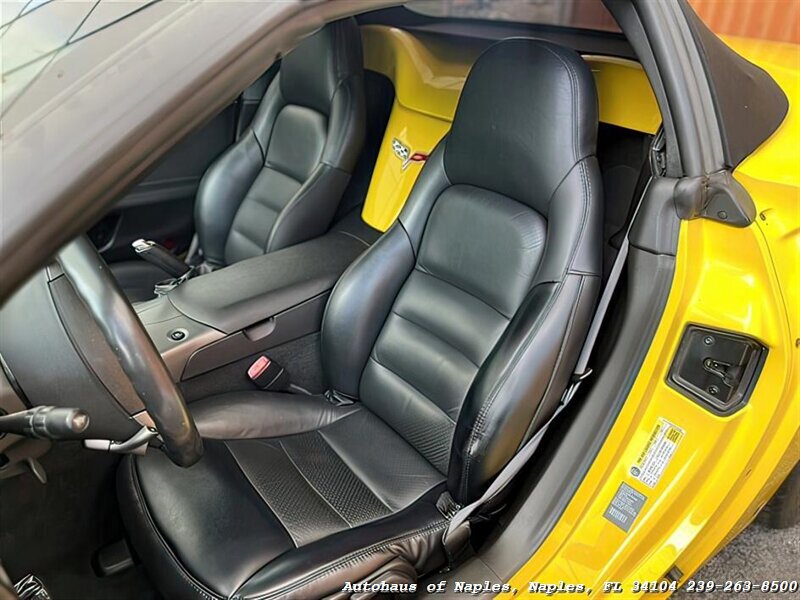 2007 Chevrolet Corvette   - Photo 19 - Naples, FL 34104
