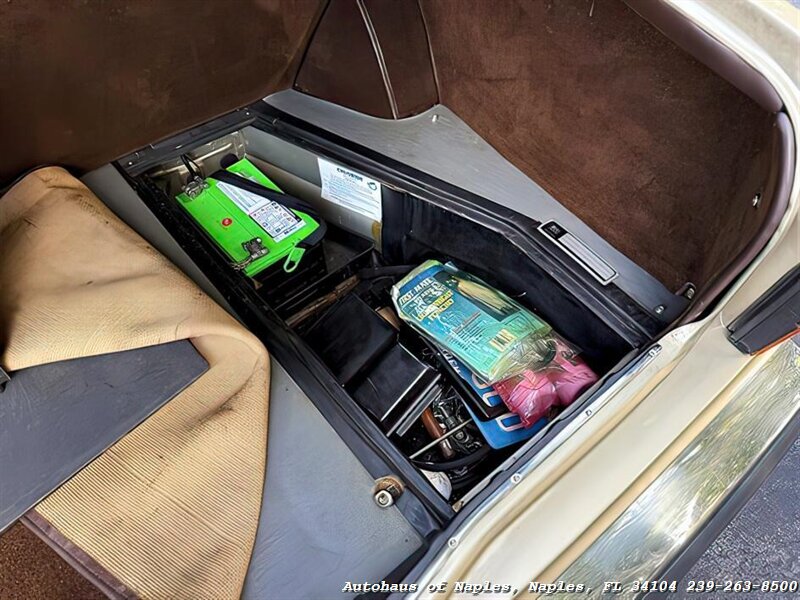 1981 Rolls-Royce Silver Spur - Photo 37 - Naples, FL 34104