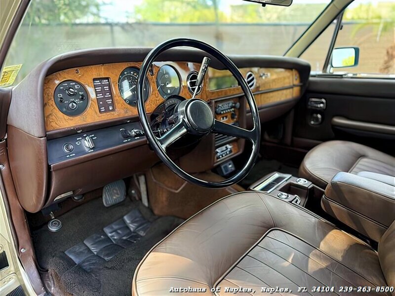 1981 Rolls-Royce Silver Spur - Photo 38 - Naples, FL 34104