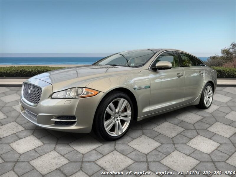 2011 Jaguar XJ   - Photo 4 - Naples, FL 34104