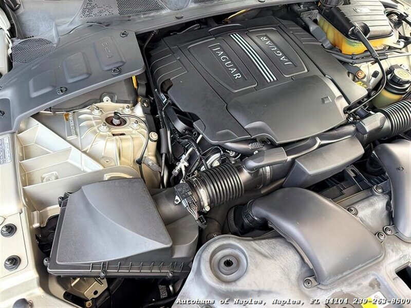 2011 Jaguar XJ   - Photo 29 - Naples, FL 34104