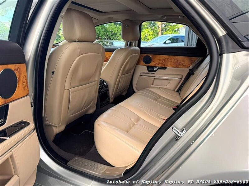 2011 Jaguar XJ   - Photo 19 - Naples, FL 34104