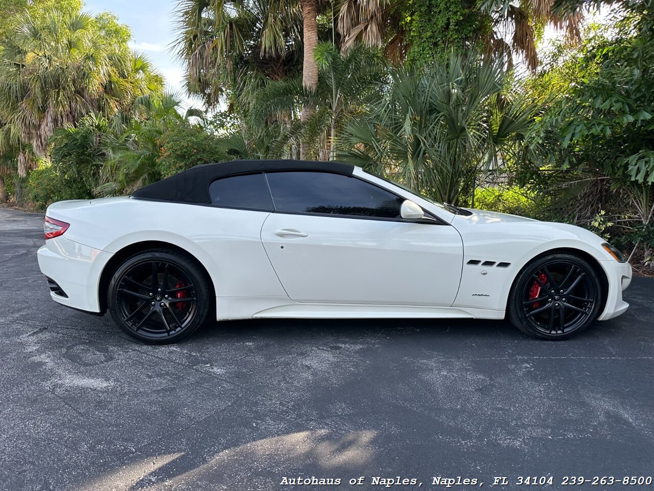 2015 Maserati GranTurismo Sport   - Photo 11 - Naples, FL 34104