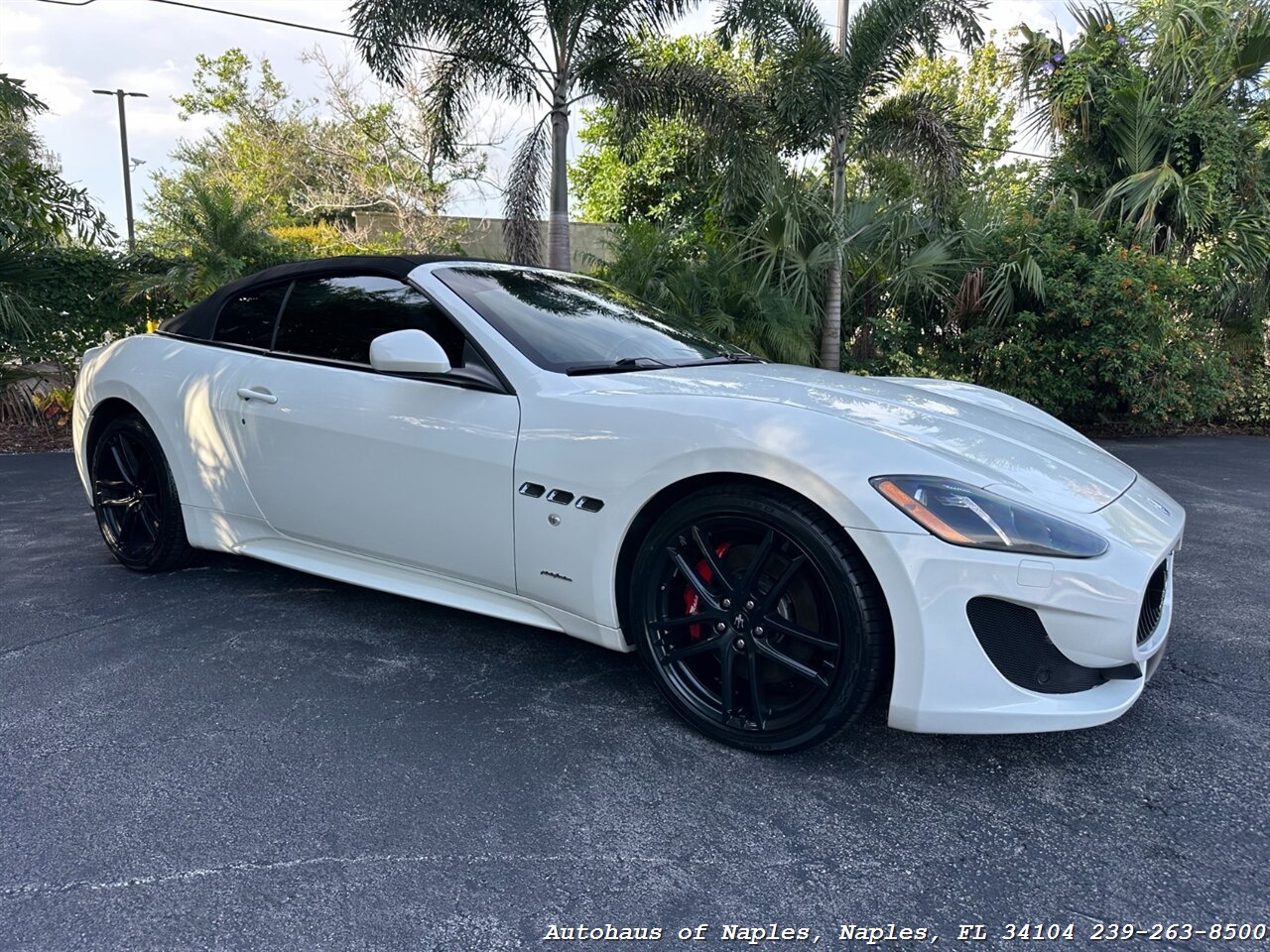 2015 Maserati GranTurismo Sport   - Photo 2 - Naples, FL 34104