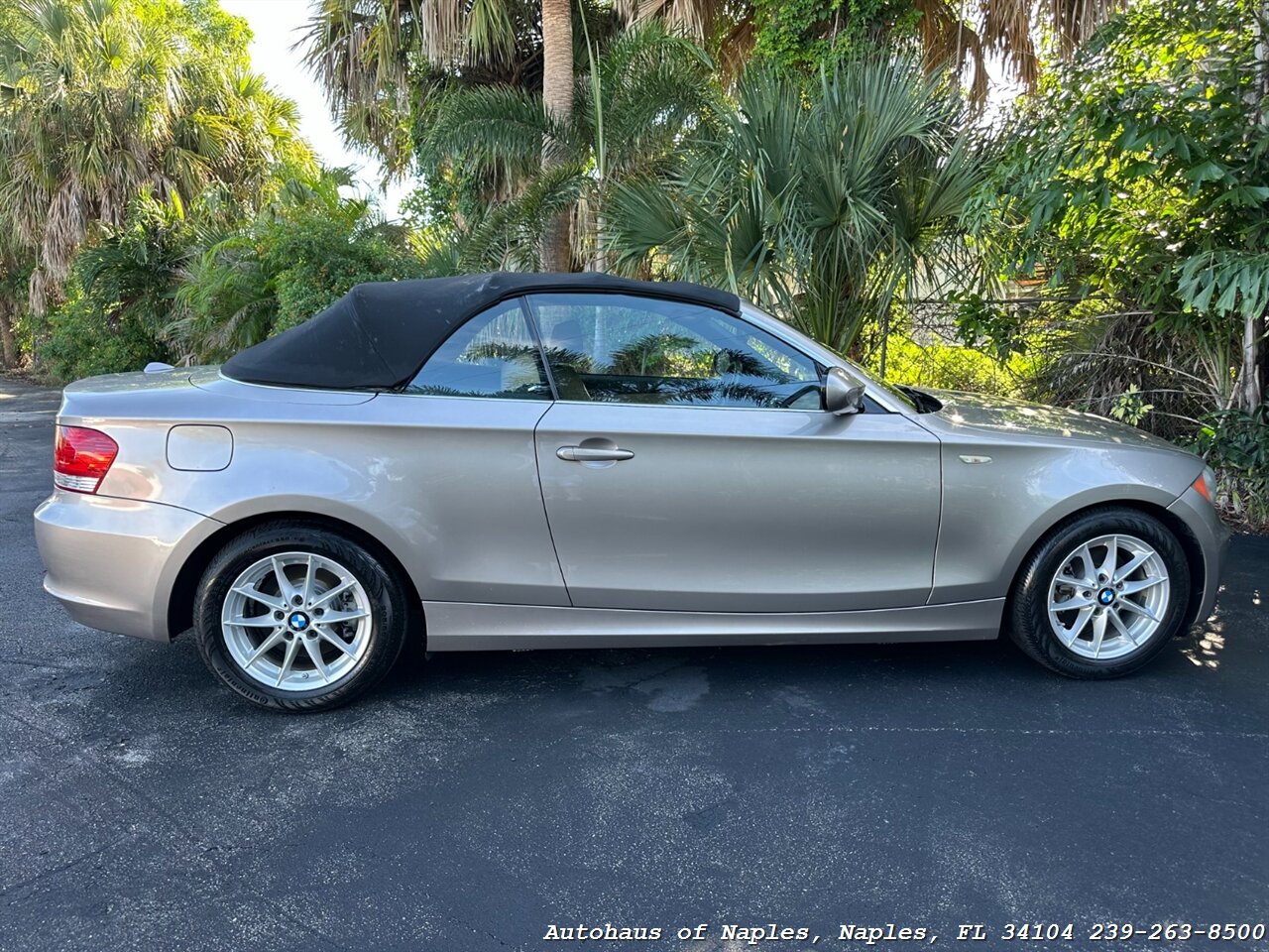 2011 BMW 128i   - Photo 12 - Naples, FL 34104