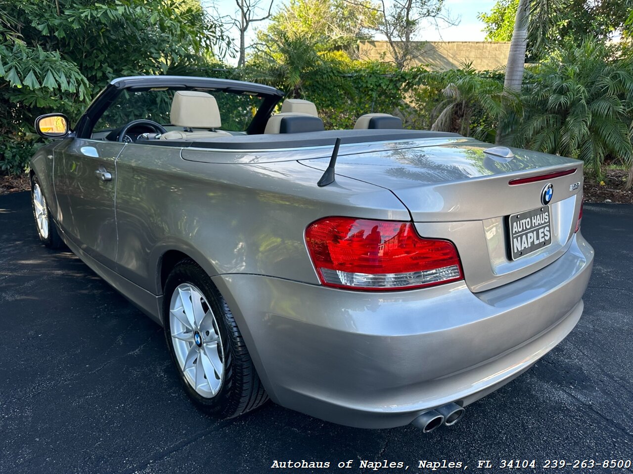 2011 BMW 128i   - Photo 17 - Naples, FL 34104