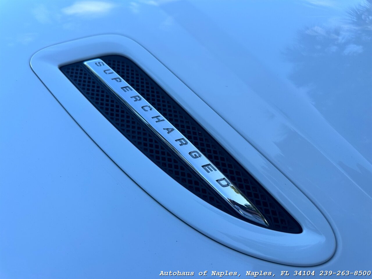 2014 Jaguar XK XKR   - Photo 19 - Naples, FL 34104