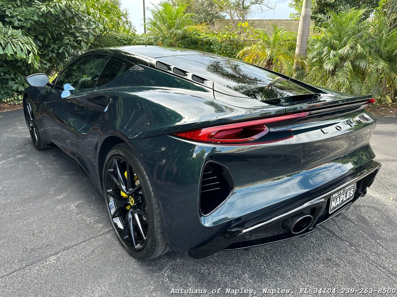 2024 Lotus Emira V6 First Edition   - Photo 12 - Naples, FL 34104