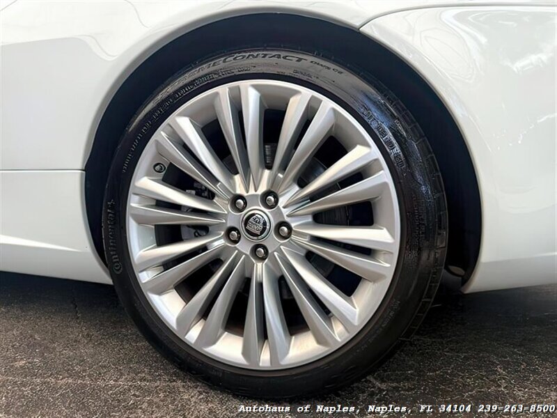 2011 Jaguar XK   - Photo 11 - Naples, FL 34104