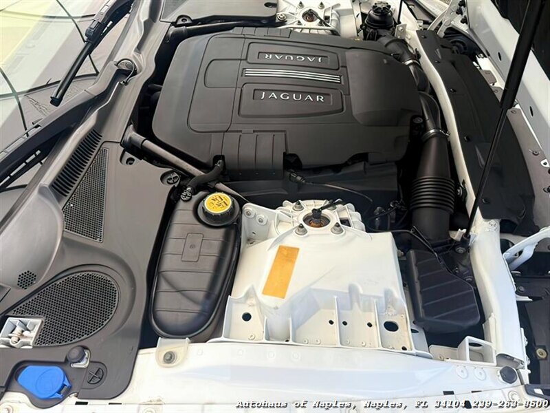 2011 Jaguar XK   - Photo 13 - Naples, FL 34104