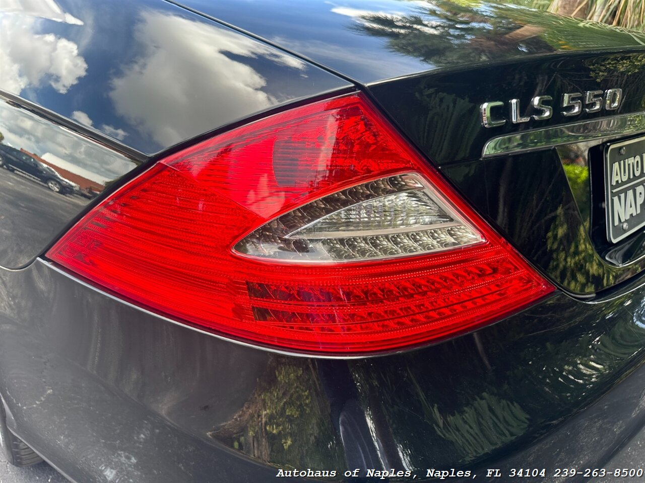 2009 Mercedes-Benz CLS CLS 550   - Photo 8 - Naples, FL 34104