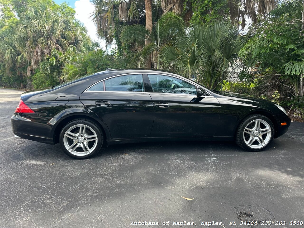 2009 Mercedes-Benz CLS CLS 550   - Photo 13 - Naples, FL 34104