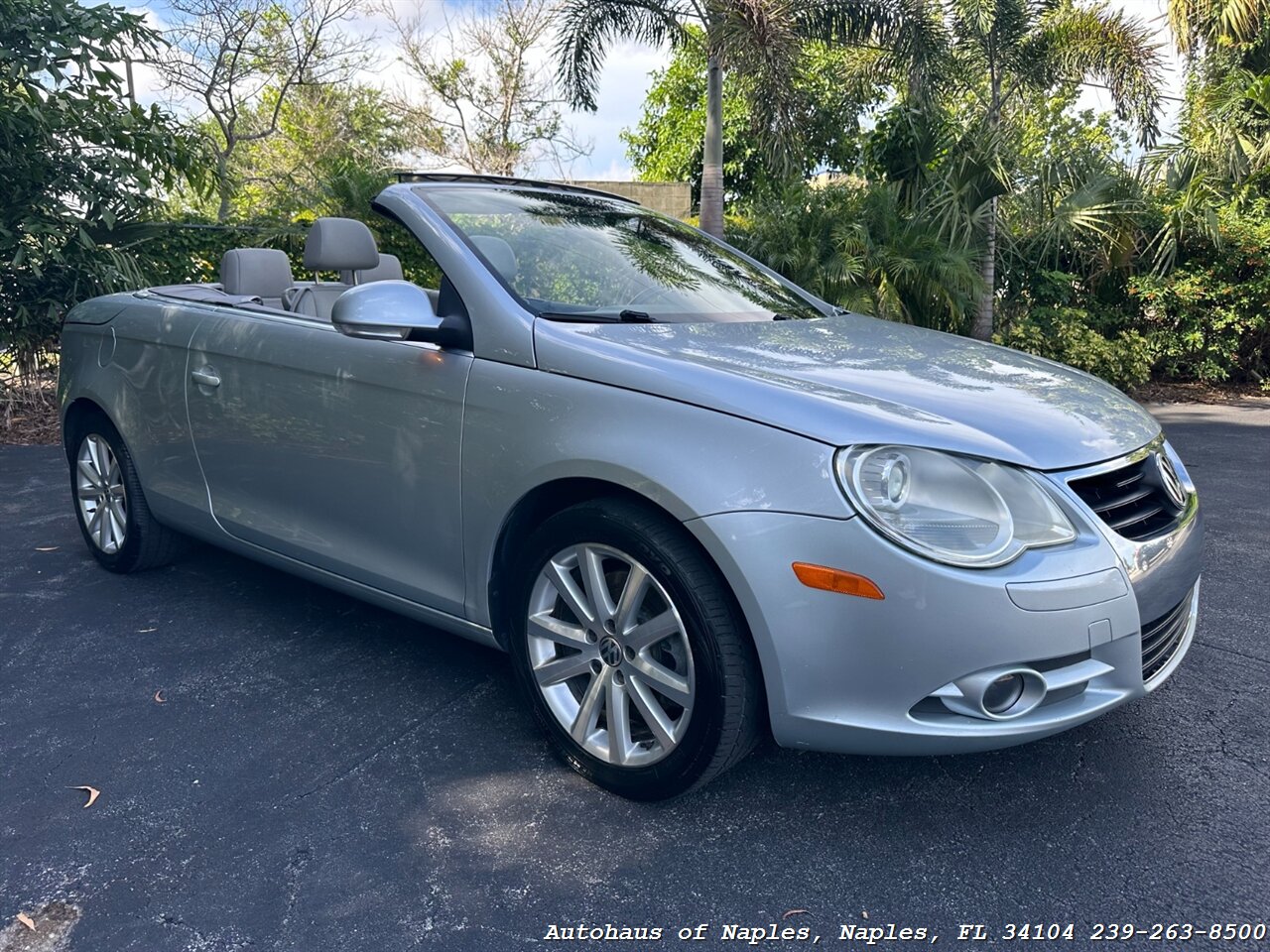 2008 Volkswagen Eos Turbo   - Photo 2 - Naples, FL 34104