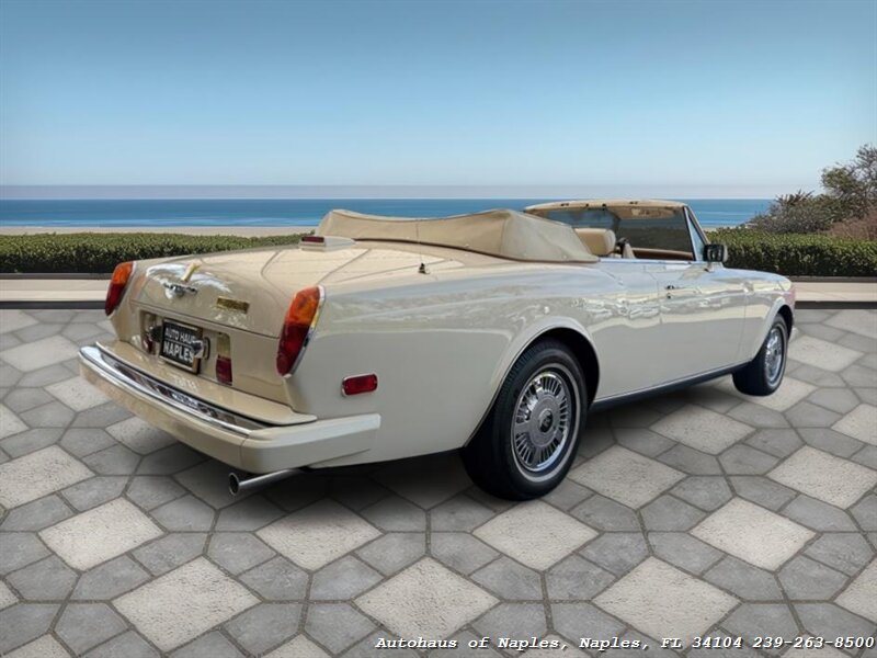 1990 Rolls-Royce Corniche III - Photo 11 - Naples, FL 34104