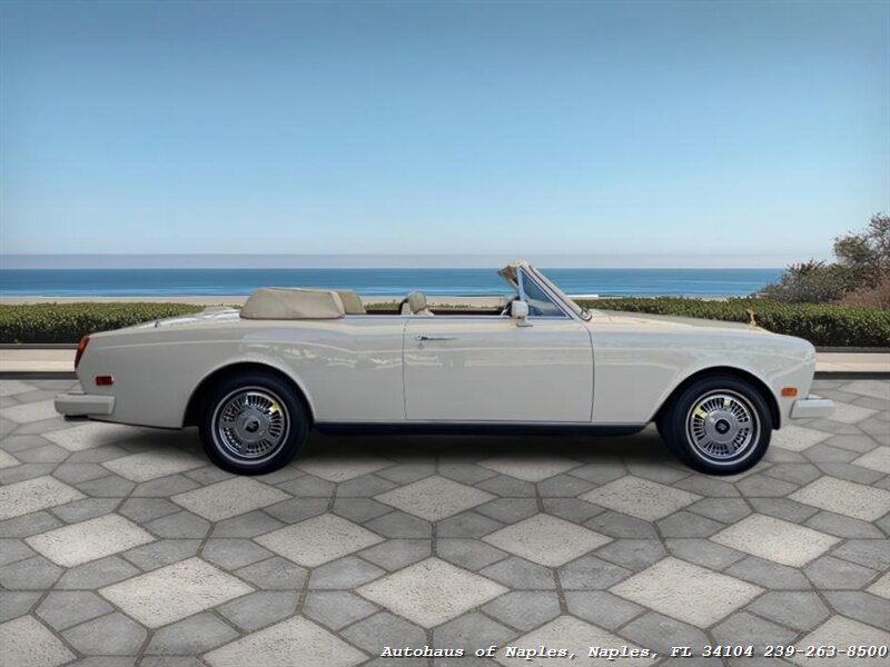1990 Rolls-Royce Corniche III - Photo 13 - Naples, FL 34104