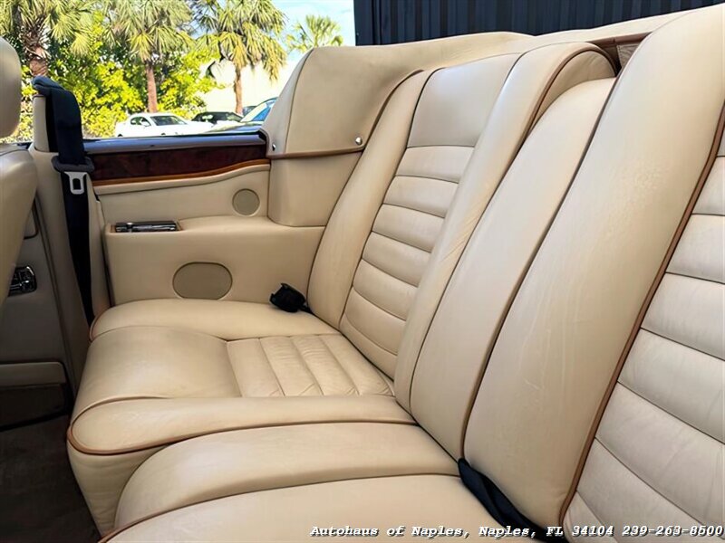 1990 Rolls-Royce Corniche III - Photo 45 - Naples, FL 34104