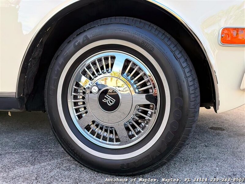 1990 Rolls-Royce Corniche III - Photo 31 - Naples, FL 34104