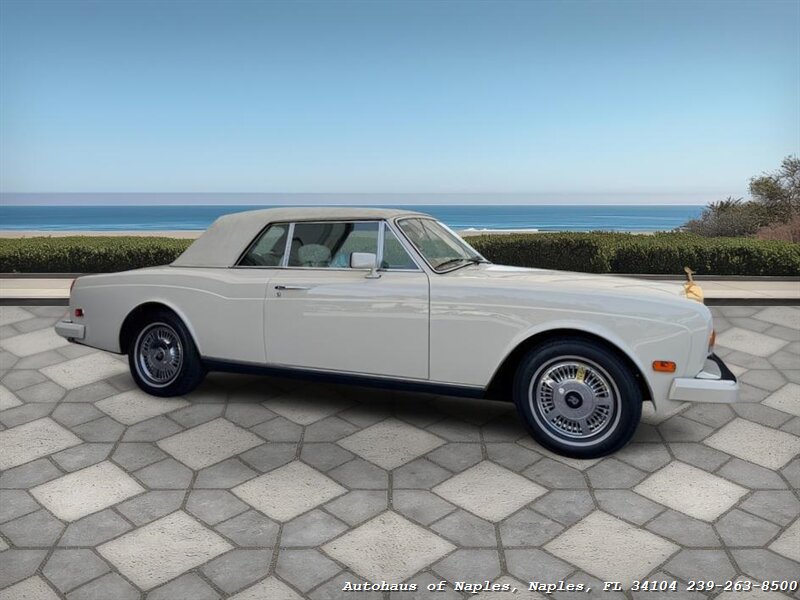 1990 Rolls-Royce Corniche III - Photo 15 - Naples, FL 34104