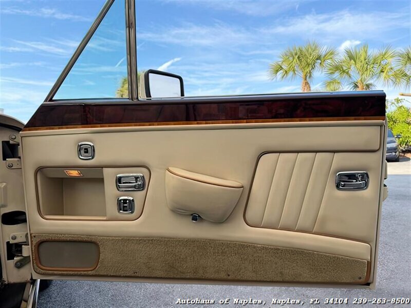 1990 Rolls-Royce Corniche III - Photo 50 - Naples, FL 34104