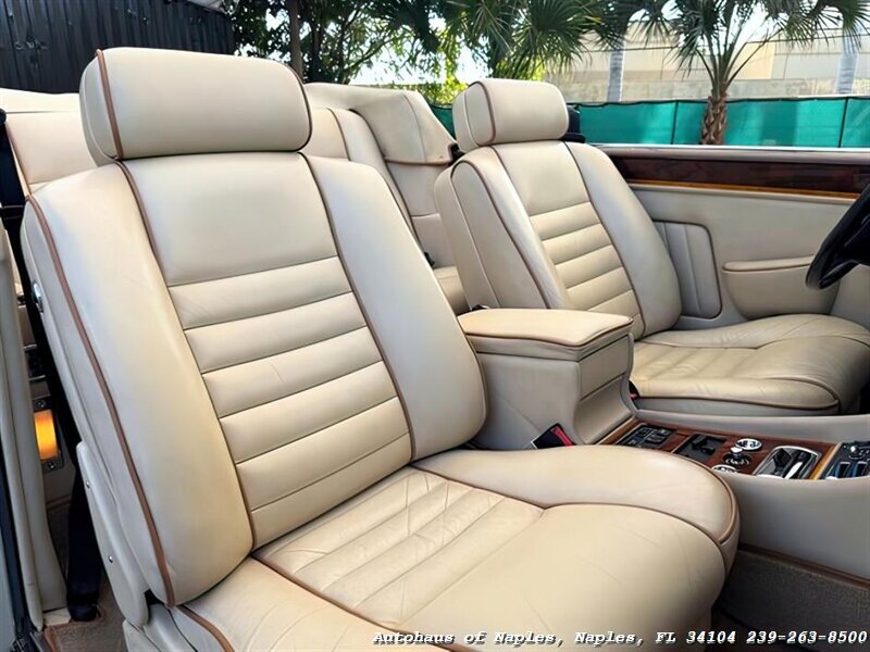 1990 Rolls-Royce Corniche III - Photo 49 - Naples, FL 34104