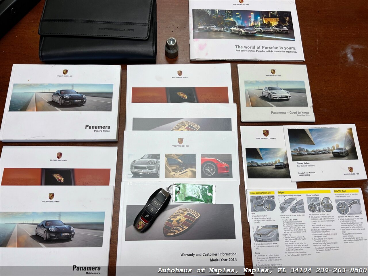 2014 Porsche Panamera 4S Executive   - Photo 62 - Naples, FL 34104