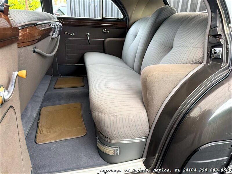 1942 Buick Super 4-Door Sedan - Photo 32 - Naples, FL 34104