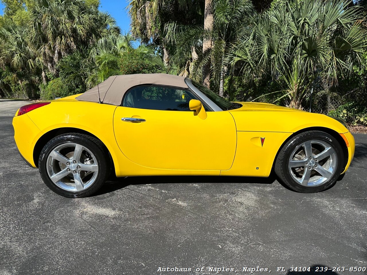 2008 Pontiac Solstice GXP   - Photo 20 - Naples, FL 34104