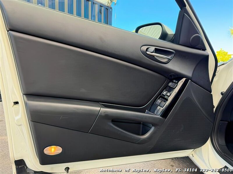 2005 Mazda RX-8   - Photo 27 - Naples, FL 34104