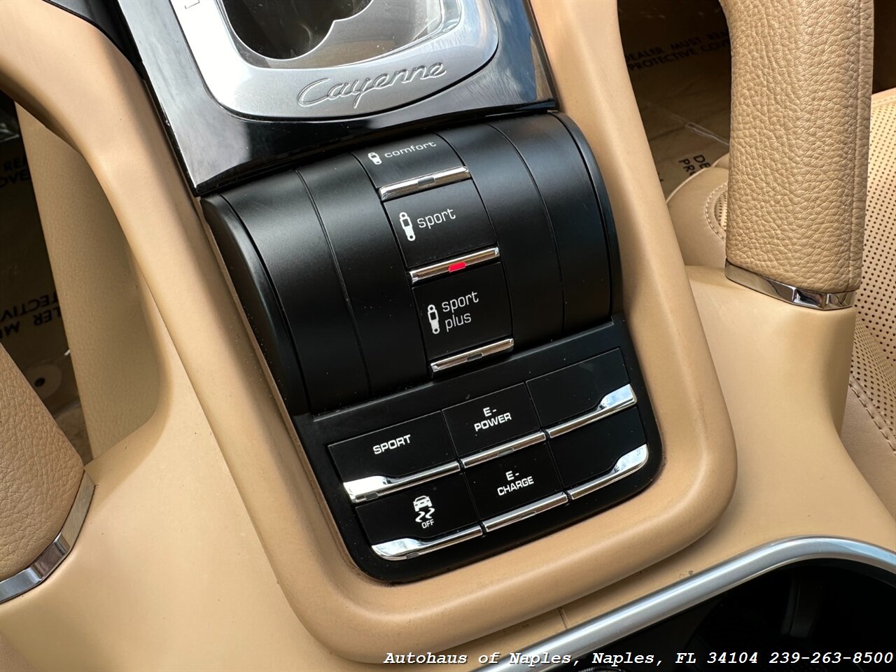 2016 Porsche Cayenne S E-Hybrid   - Photo 34 - Naples, FL 34104