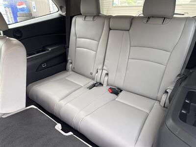 2016 Honda Pilot Touring AWD - Photo 42 - Hesston, PA 16647