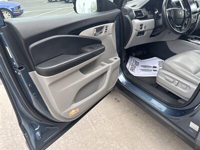 2016 Honda Pilot Touring AWD - Photo 24 - Hesston, PA 16647